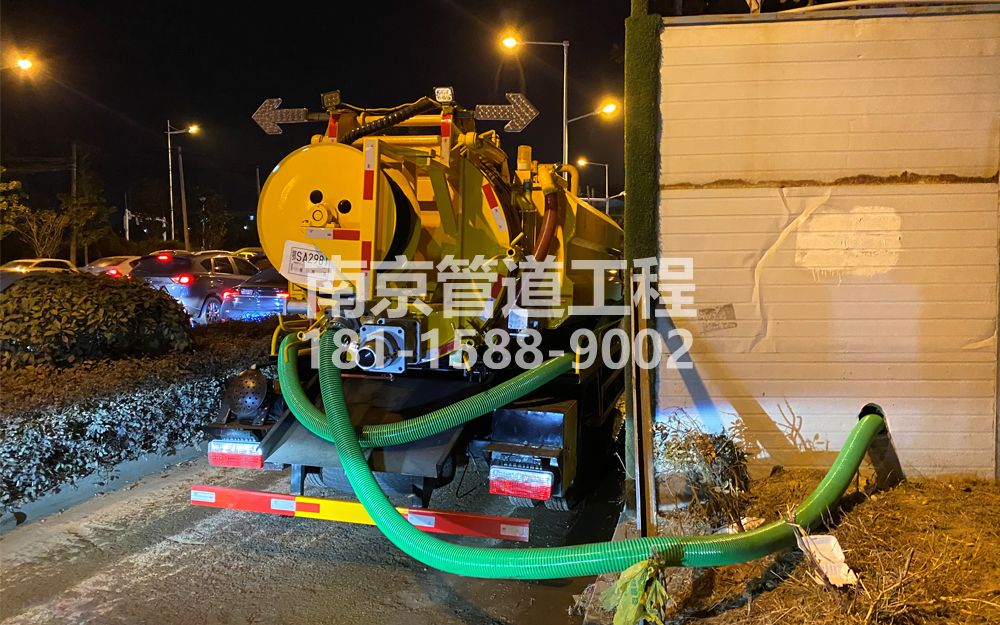 266百水芊城临时工地抽粪