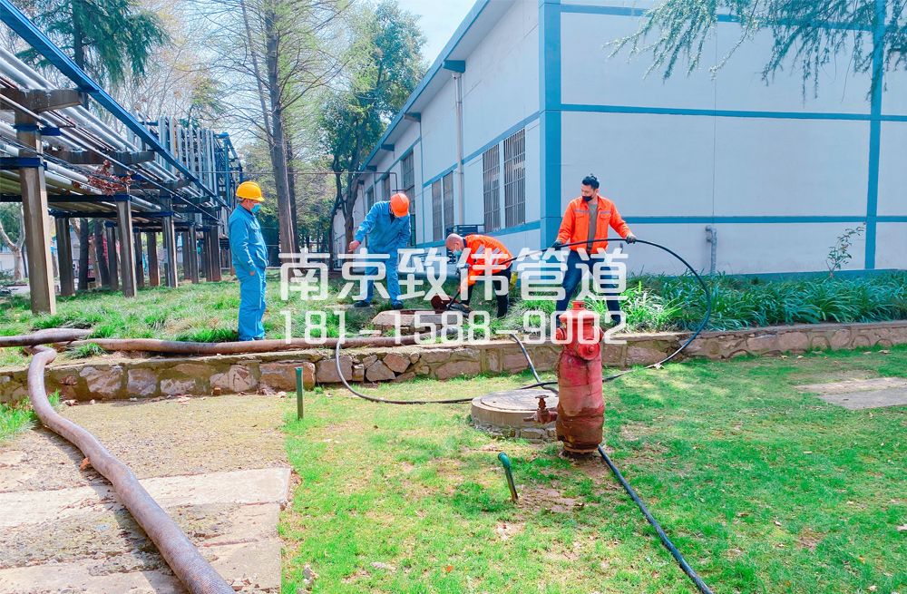 360百水芊城石化工厂管道清洗