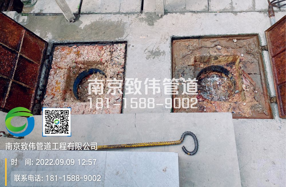 百水芊城工地食堂隔油池油污清理施工现场